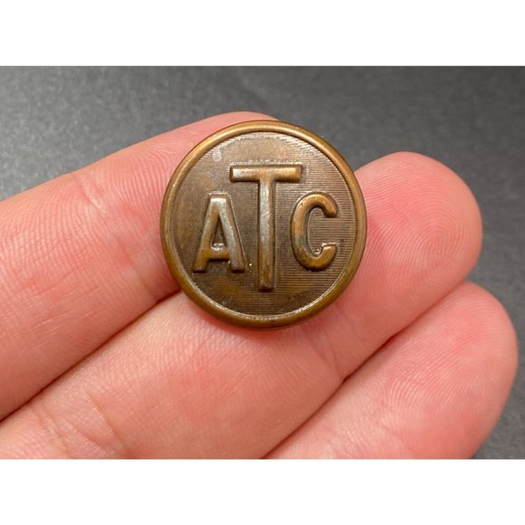 Vintage Air Transport Command Round Uniform Button - Picture 3 of 7